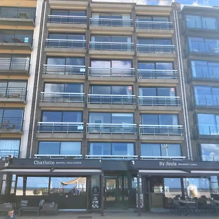 Apartament Zicht Op Zee *